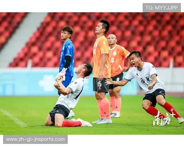 足球比赛中的球员互相配合与战术执行 足球比赛中的球员互相配合与战术执行