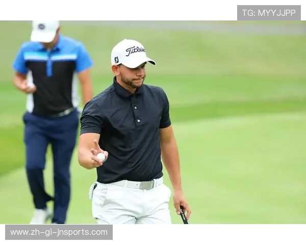 高尔夫资格赛上演惊心动魄决战 一位选手逆袭赢得历史性胜利 高尔夫资格赛上演惊心动魄决战 一位选手逆袭赢得历史性胜利